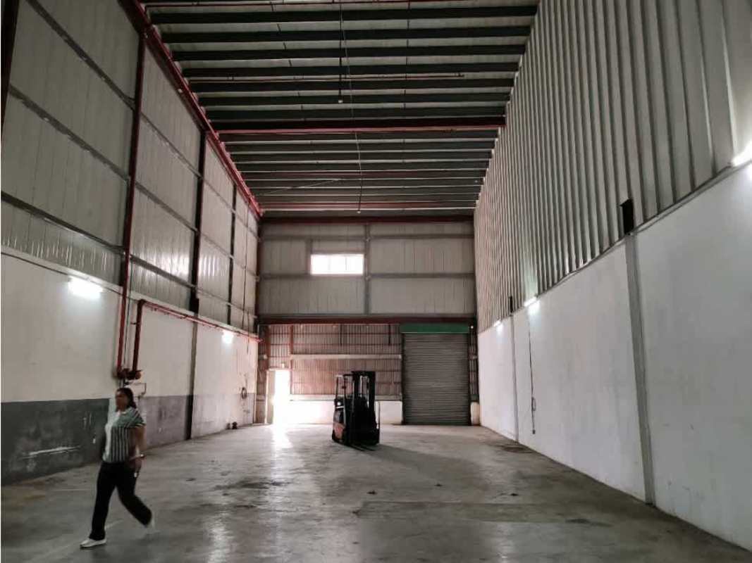 Warehouse for Sale Don Bosco Vía Tocumen 296m² Commercial Park