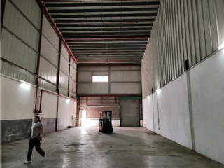 Commercial Warehouse for Sale in 24 de Diciembre - 0 bedrooms