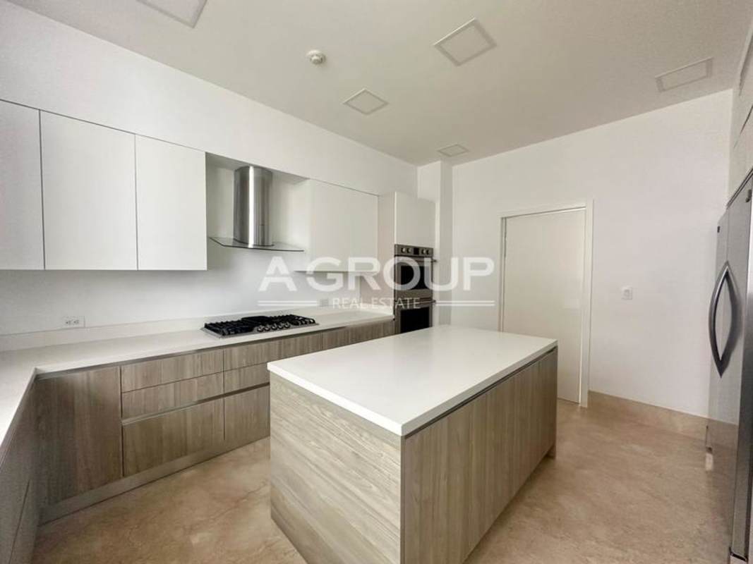 Modern designer lobby at PH Garden Ocean Reef Islands with garden and marina views