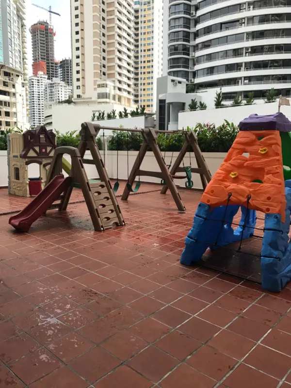 Infinity swimming pool with skyline ocean views at PH Pacific Star Tower Punta Paitilla