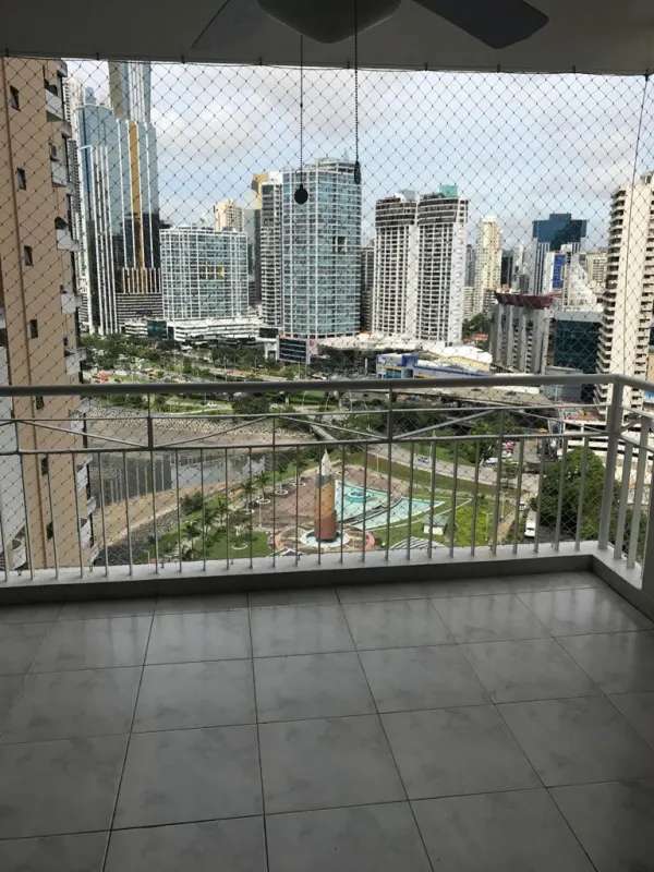 Children's outdoor playground in PH Pacific Star Tower Punta Paitilla apartment