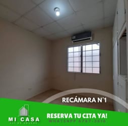Bedroom with door, AC unit, built-in closet in house for rent Miraflores Penonomé