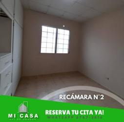 Second bedroom with window and built-in closet house for rent Miraflores Penonomé