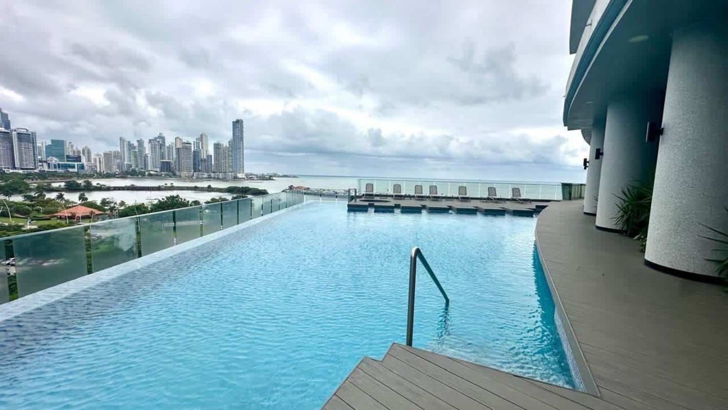 Fully equipped gym with skyline view at luxury Yacht Club Tower Avenida Balboa Panama