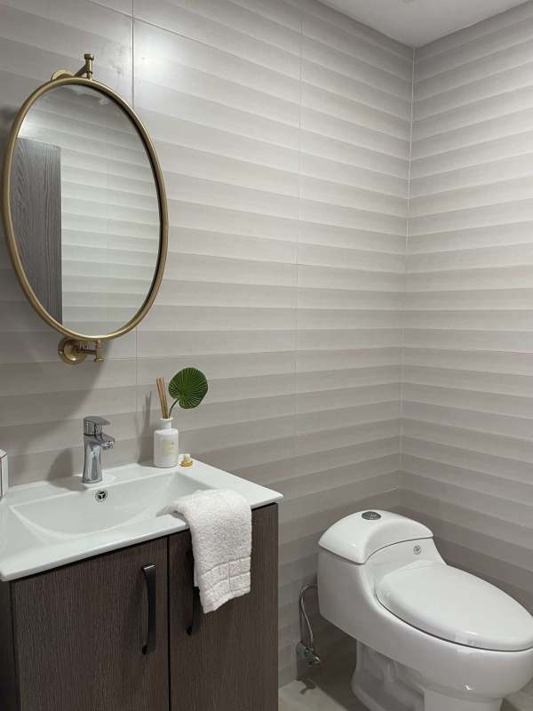 Kitchen with granite countertop large window PH Cranc Tower El Cangrejo brand new apartment Panama