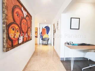 Apartment Penthouse for Rental in Bella Vista - 3 bedrooms