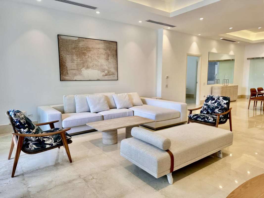 Fully equipped luxury kitchen with island, marble counters and appliances in Ocean Reef Gardens Panama