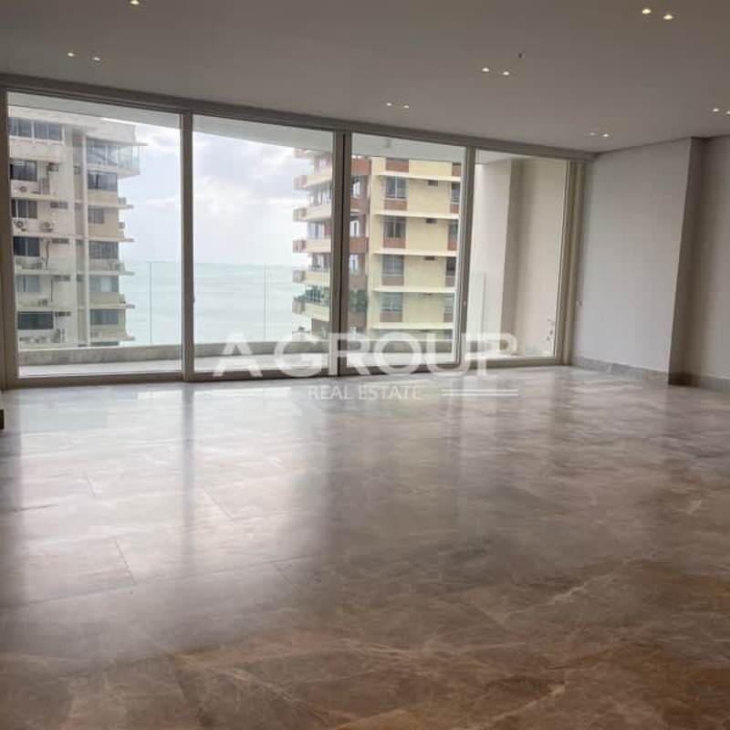 European kitchen with marble countertops, central island and top appliances in PH The Towers Punta Paitilla