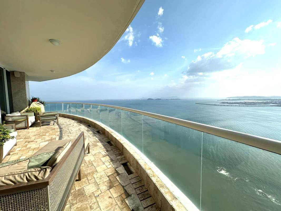 Luxury 3BR Oceanfront Condo The Point Punta Paitilla
