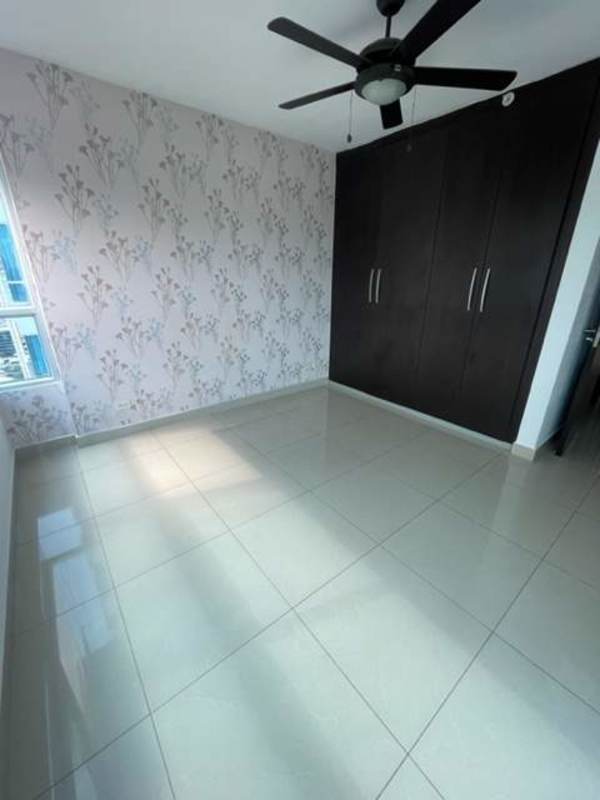Bedroom with panoramic window, AC split, closet in PH Top Tower Costa del Este Panama