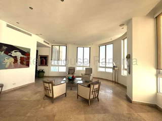 Apartment for Sale in San Francisco - 4 bedrooms