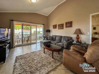 Spacious 2BR Condo with Balcony Valle de Las Flores Boquete