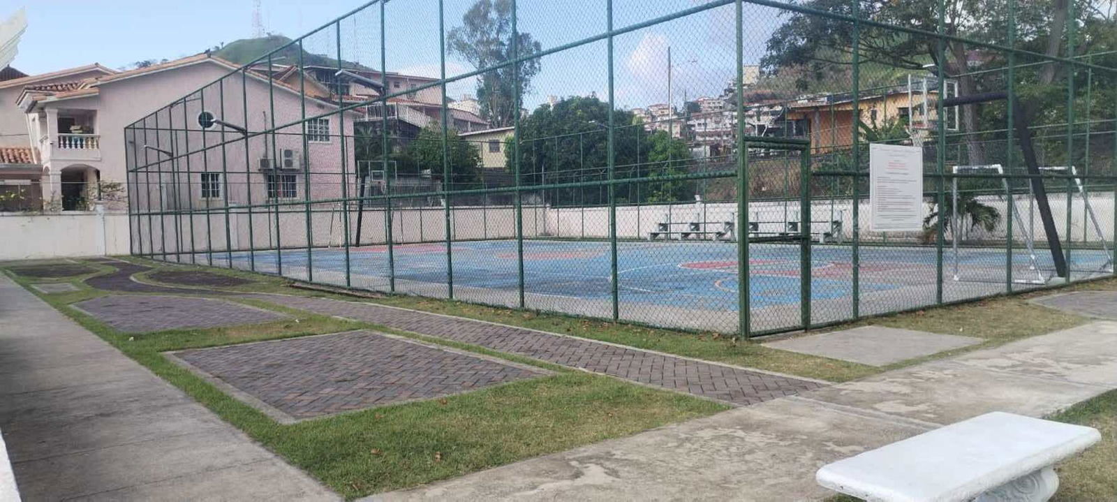 Living space with sliding doors to patio pool area Fuente del Fresno house Condado del Rey Panama