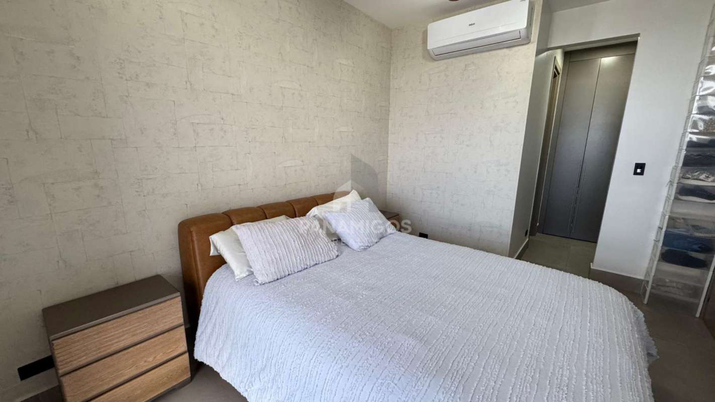 Modern bedroom with built-in wardrobe and split AC at Coco del Mar Victory Wellness Tower Panama