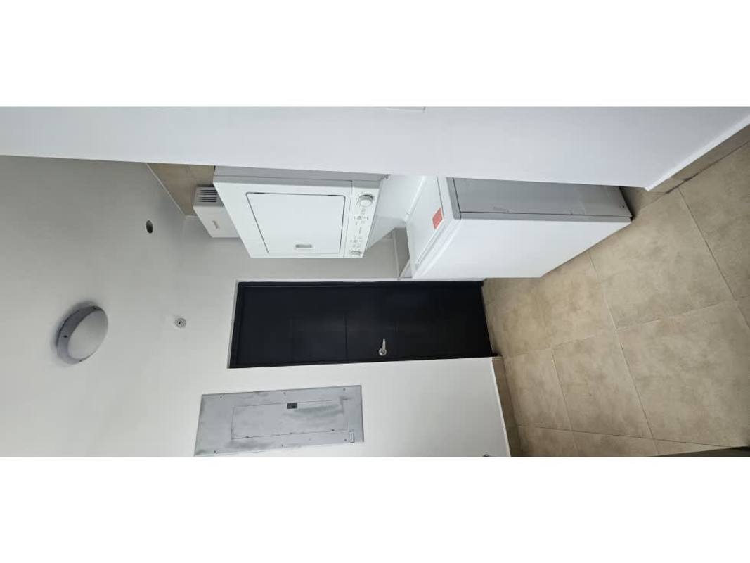 Bedroom featuring AC, closet, ensuite bath and city skyline views Panama