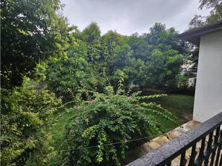 Commercial House for Sale in San Francisco - 5 bedrooms