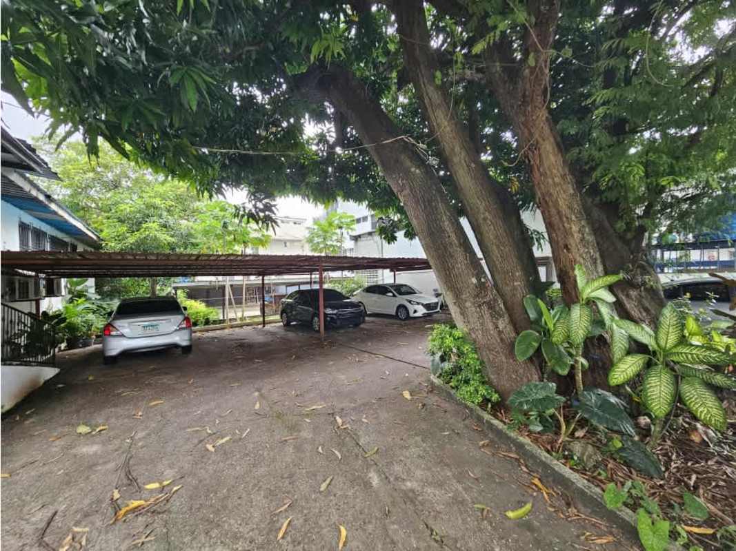 Ample covered parking surrounded by mature trees commercial house Panama City