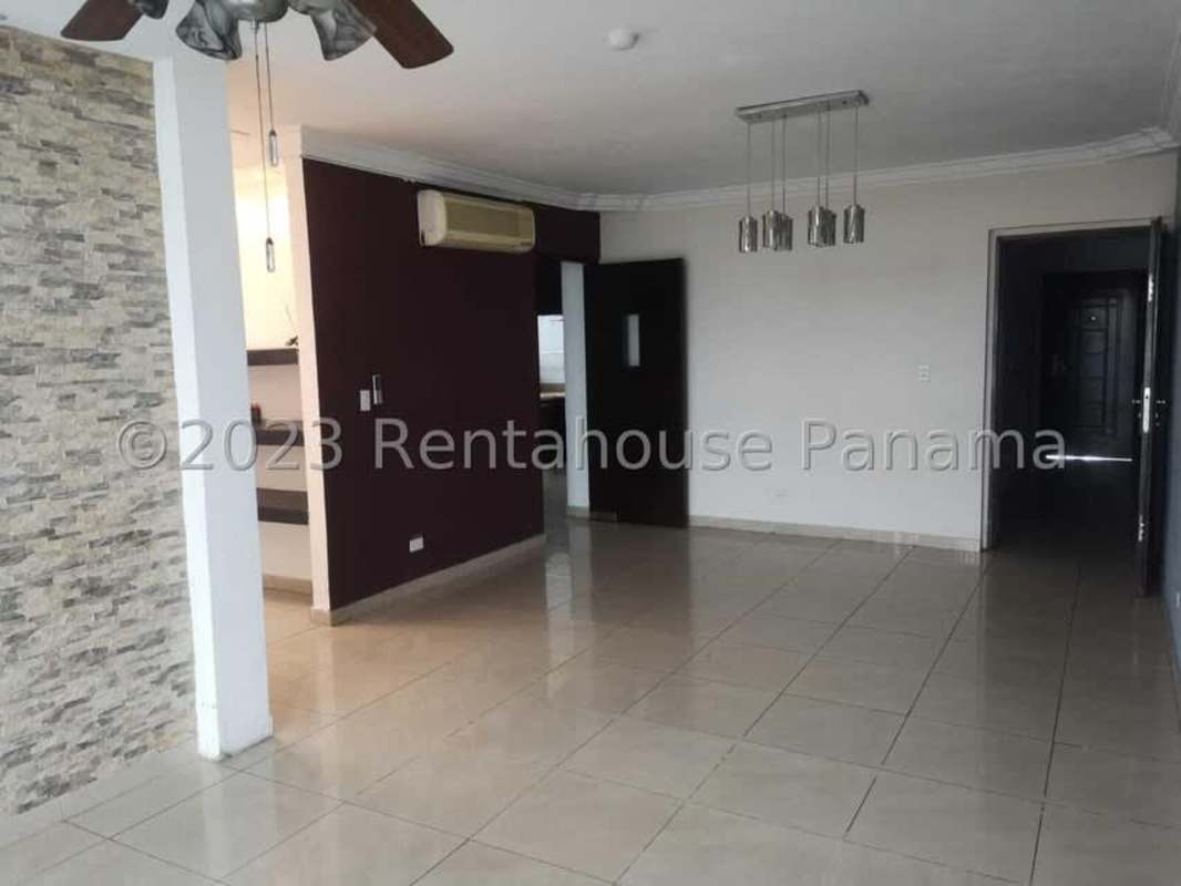 Lobby with glass wall and garden view PH Villa de Las Fuentes La Alameda Panama