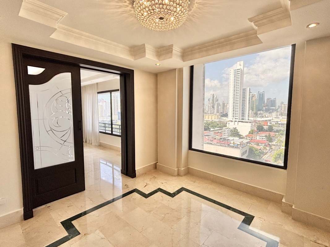 Luxury master bedroom with city views panoramic windows PH Country Park San Francisco