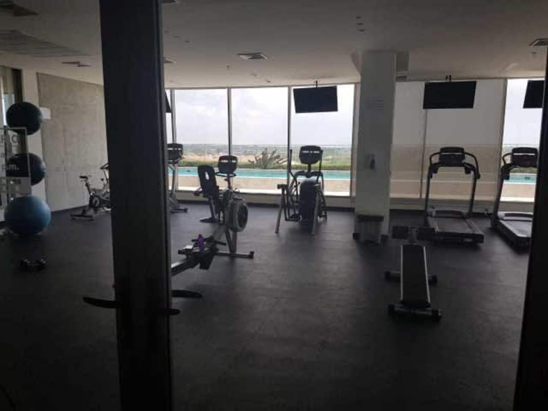 Spacious Italian kitchen with stainless appliances marble counters in PH Greenview Panama