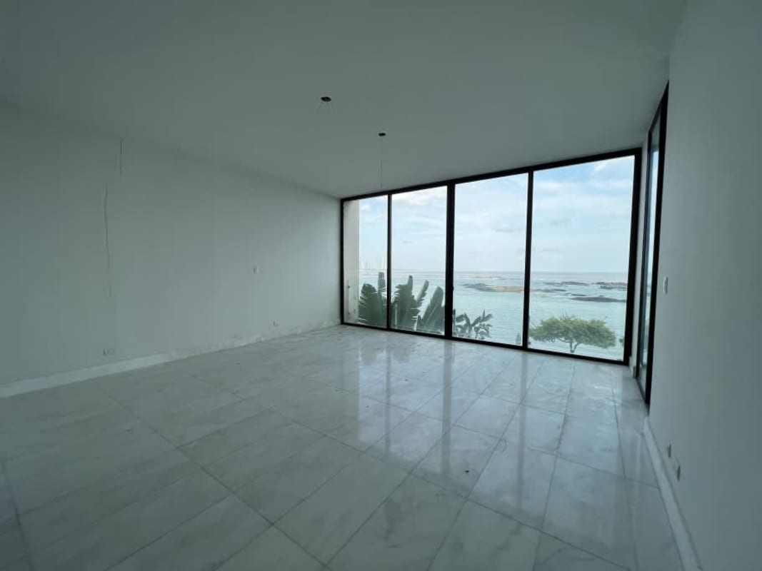Luxury bathroom with marble finishes, freestanding tub and shower PH Ocean Reef Punta Pacifica Panama