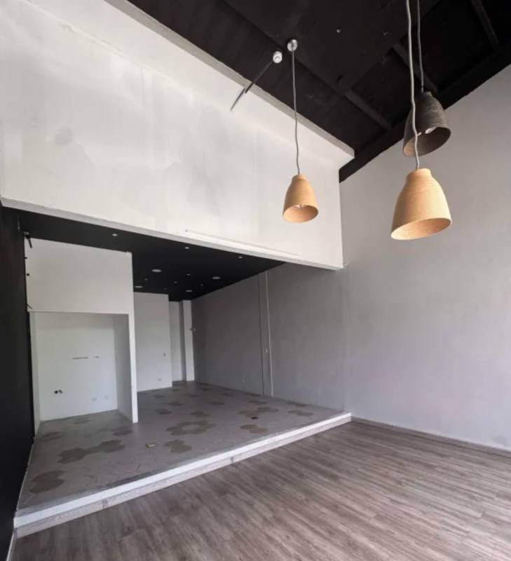 Unfinished commercial interior with open floor plan in San Francisco Business Plaza Panama