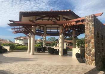 Beachfront 5BR Villa in PH Fontanella del Mar San Carlos