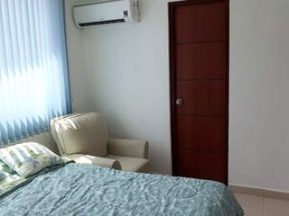 Apartment for Rent in Victoriano Lorenzo / Condado del Rey - 3 bedrooms