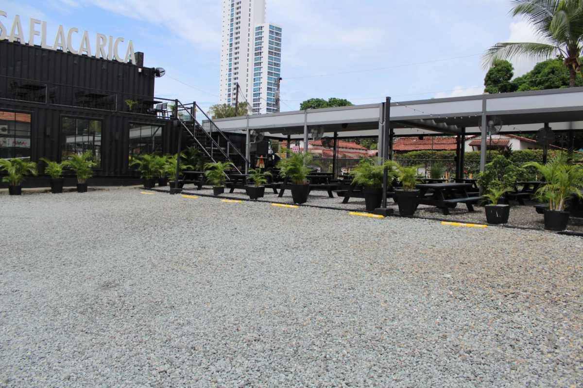 Shipping container restaurant building corner commercial lot with parking in San Francisco Panama City