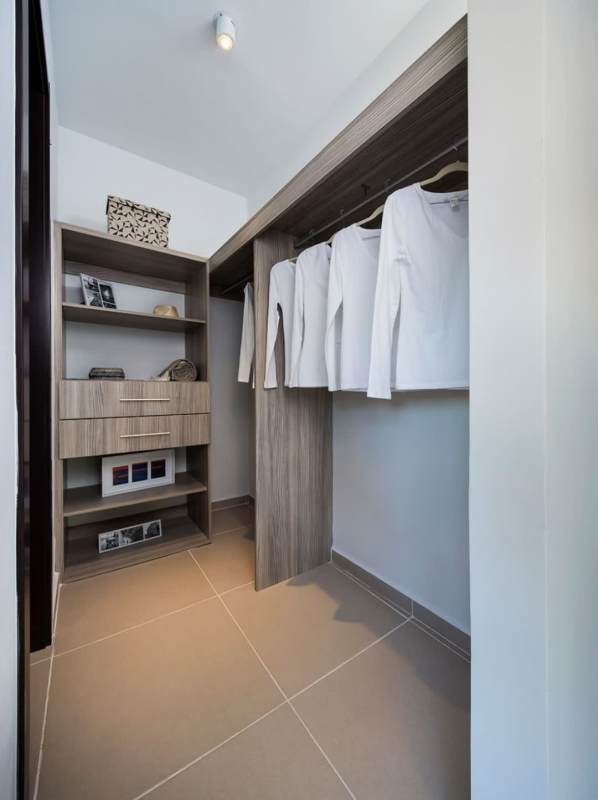 Bright bedroom or office space in Villa Lucre El Crisol duplex home sale