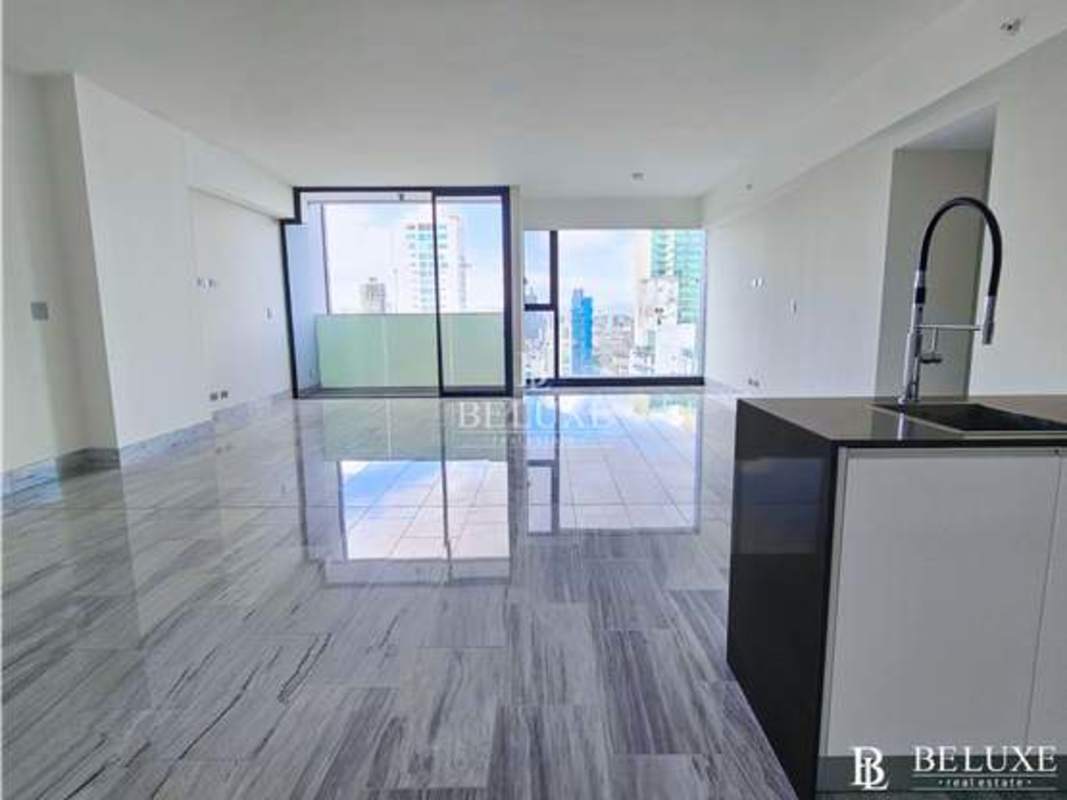 Elegant master bedroom with panoramic skyline views at PH Nuovo Armani Panama