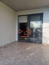 Bright bedroom with built-in closet ceramic tile PH River Village Panama Pacifico