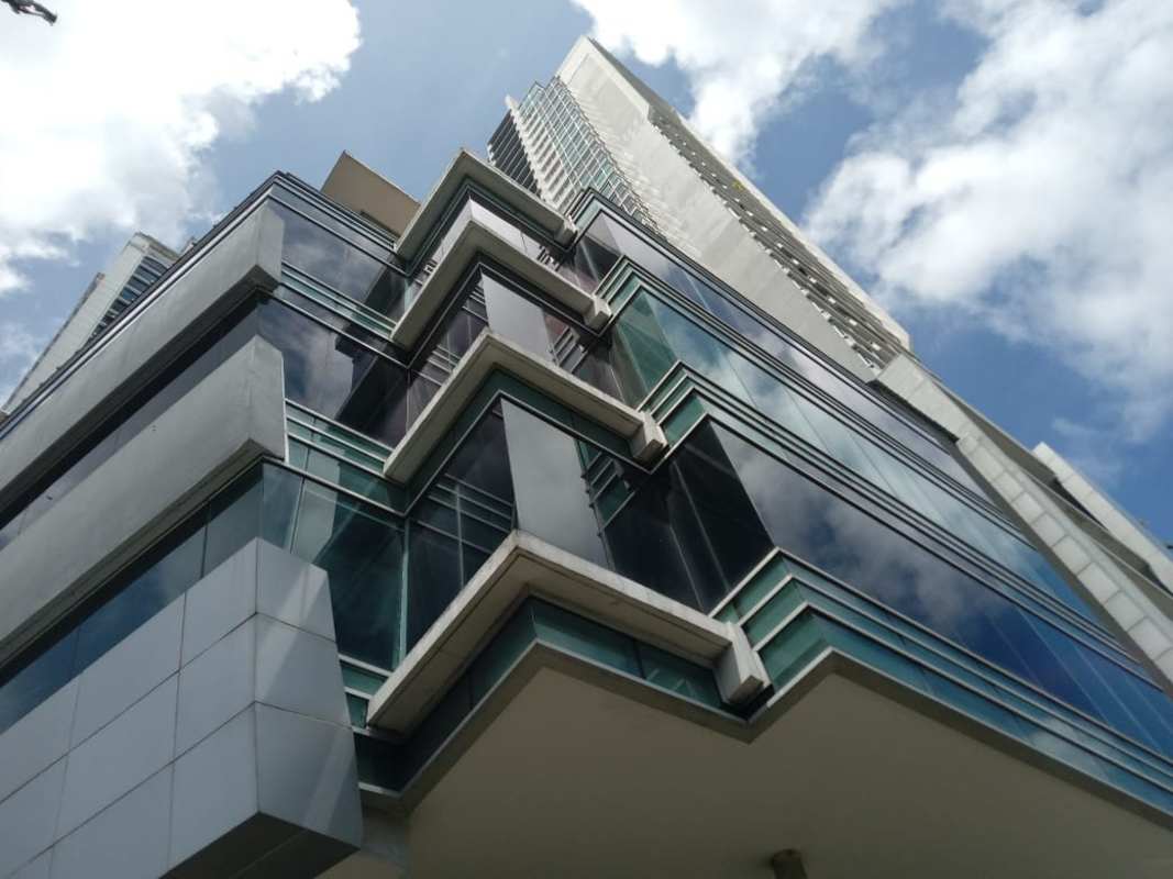 Modern commercial high-rise Plaza Pacific office rental Panama
