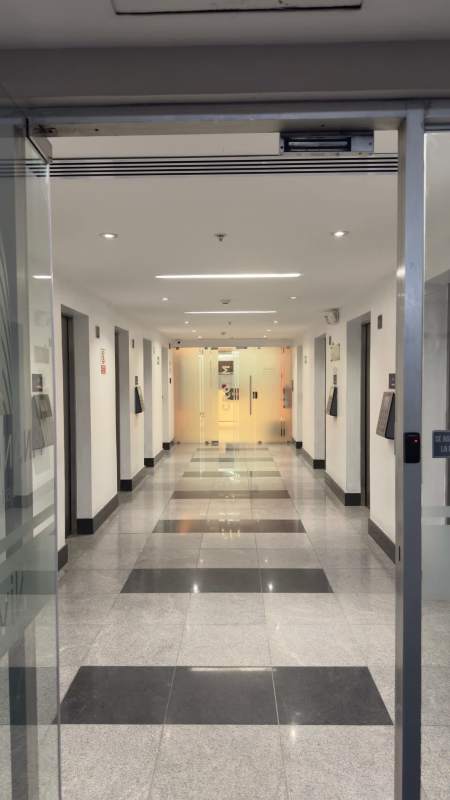 Elegant marble reception and lobby area in PH Financial Park office building Costa del Este