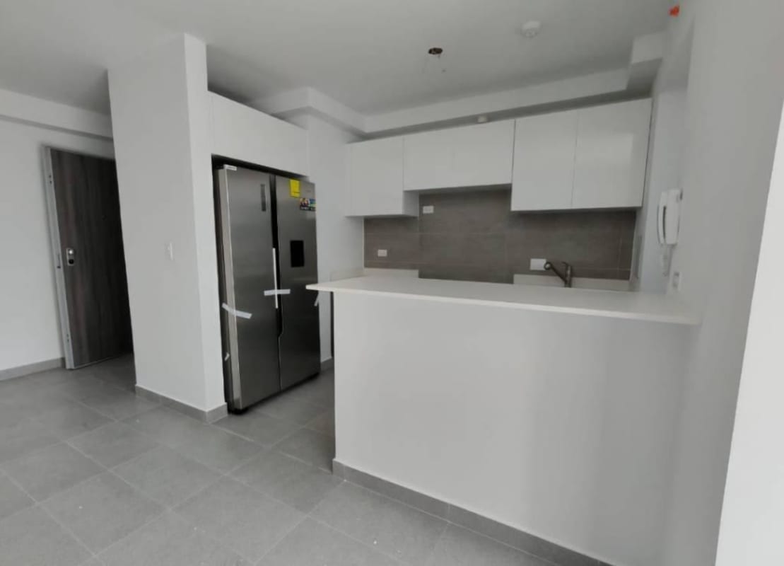 Private balcony with glass railing city view PH Park Square Cerro Viento Panama