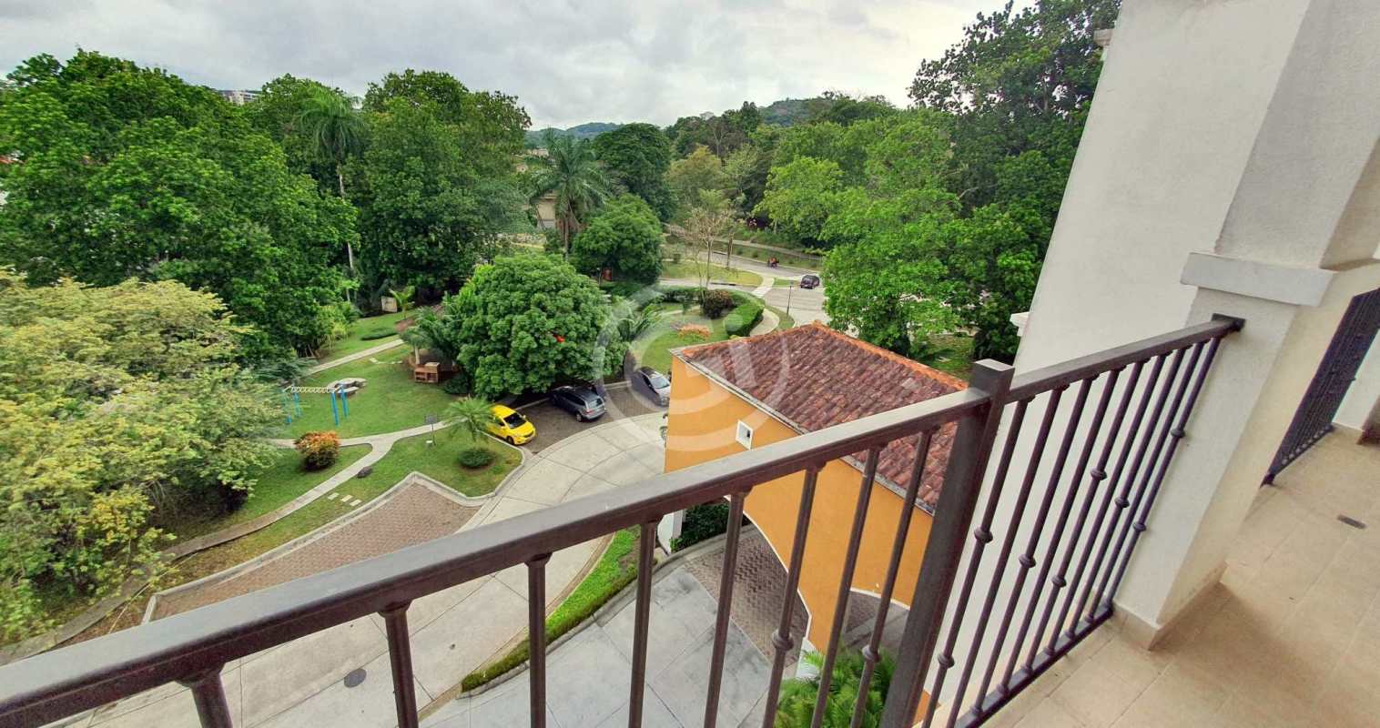 Private balcony overlooking tropical gardens Embassy Club Panama furnished rental