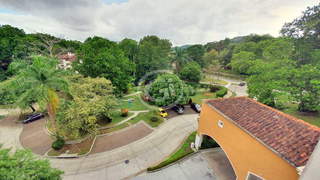 Apartment for Rent in Clayton - 3 bedrooms