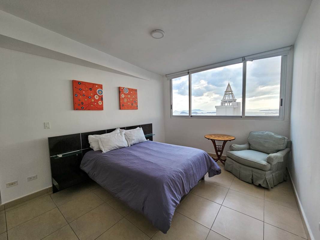 Fully equipped gym with view at PH Oasis On The Bay Punta Pacifica Panama