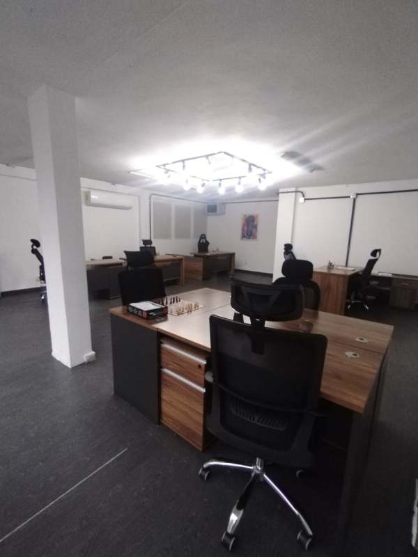 Large open interior workspace in commercial property El Carmen Panama City