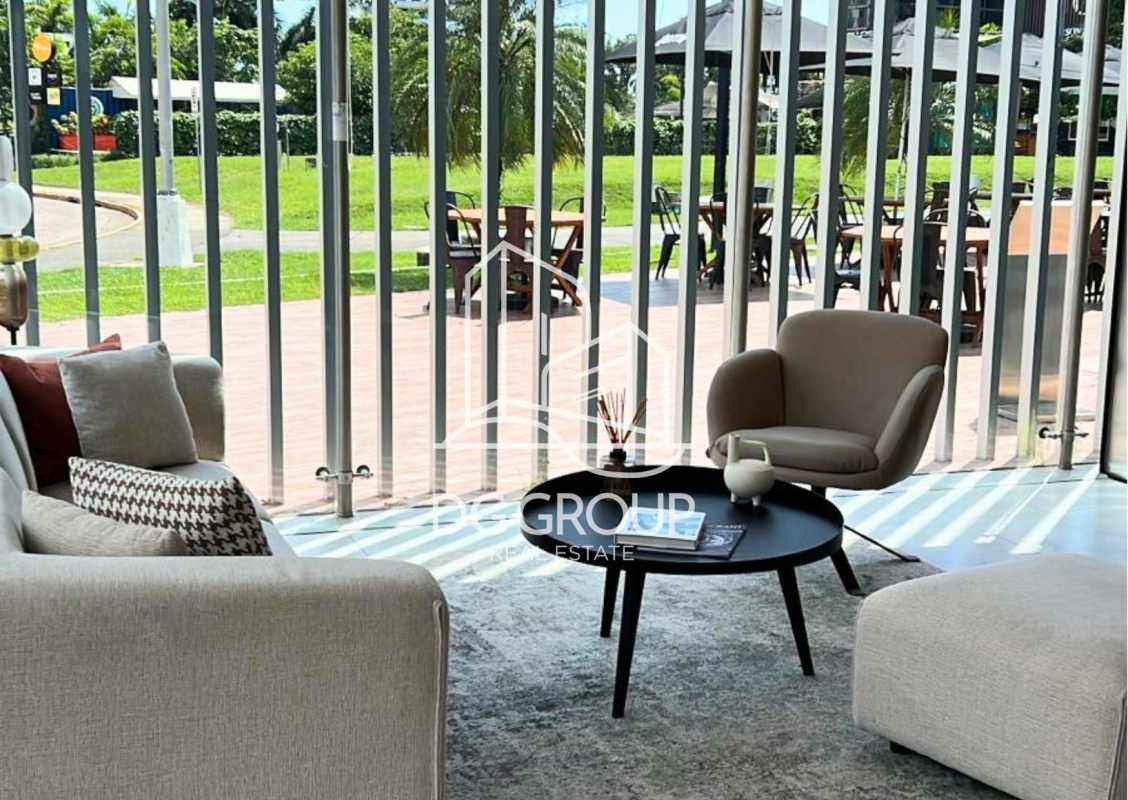 Luxurious rooftop terrace with pool, seating area in PH Generation Tower Costa del Este Panama