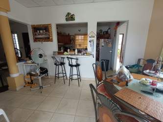 Corner lot with fenced garden in Penonomé Llano Marín