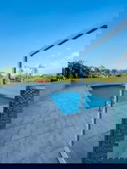 Apartment for Sale in Clayton - 2 bedrooms