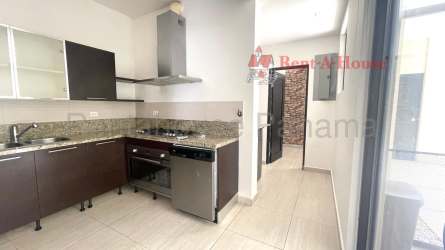Bedroom with large window built-in closet AC Panama Pacifico House