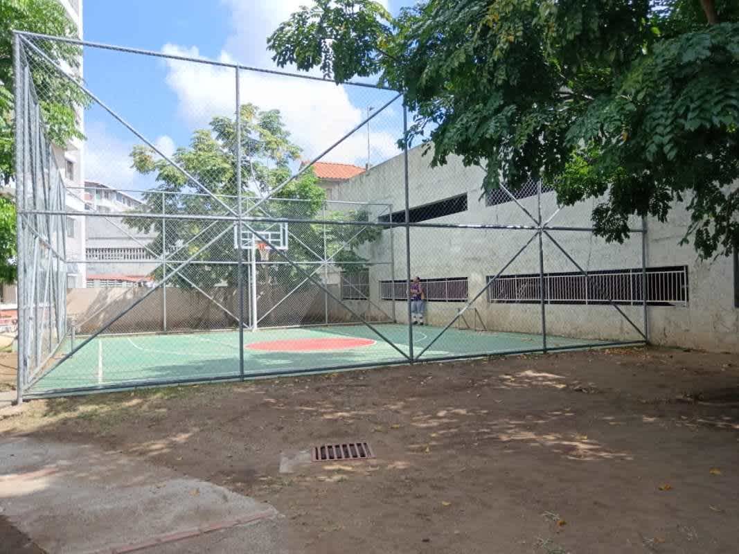 Children's playground, basketball court, green lawn, gazebo PH Llano Bonito Panama City