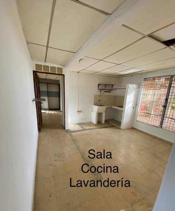 Interior with tiled floors, large window, near Pueblo Nuevo Metro Panama City