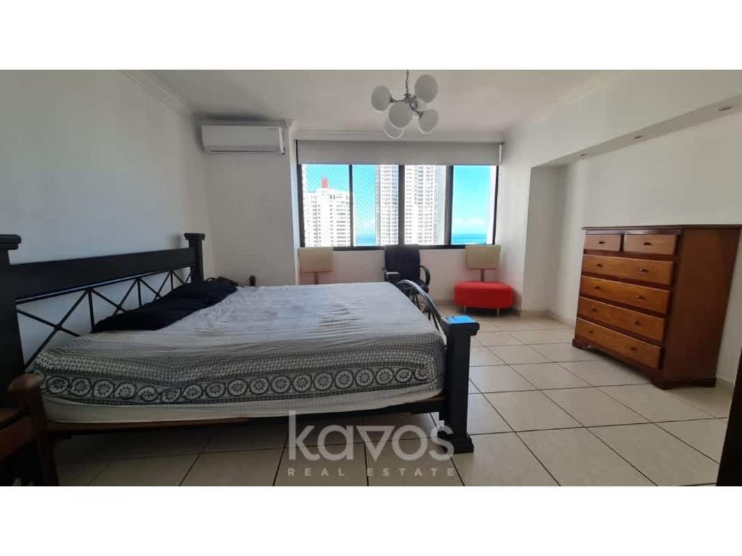 Master bedroom with ocean and city views, AC, large window PH Torres Coco Mar Panama