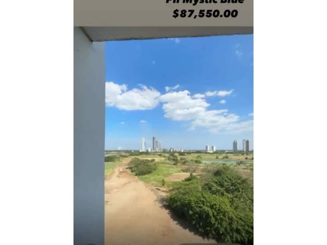 View from balcony with skyline and greenery PH Mystic Blue Juan Díaz Panama