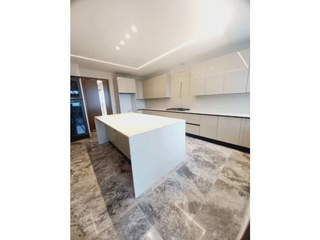 Apartment for Sale in Santa Maria - 3 bedrooms