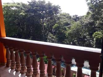 Private balcony with wooded view Espinar PH Vistas del Atlántico Colón Panama
