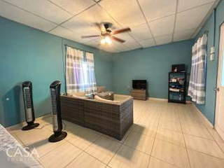 Beach House Compound for Sale in Pedasí sector - 3 bedrooms